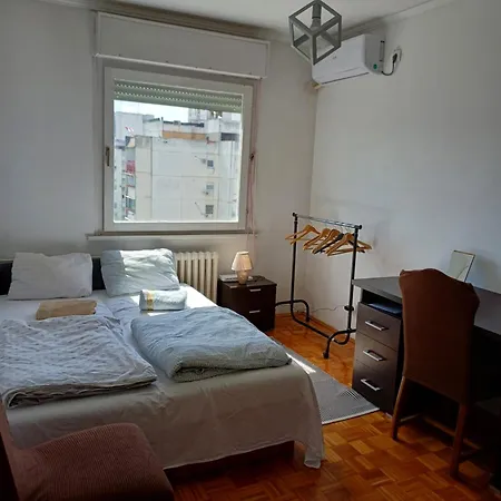 Sobe Aurora Nehruova 82 Apartament *