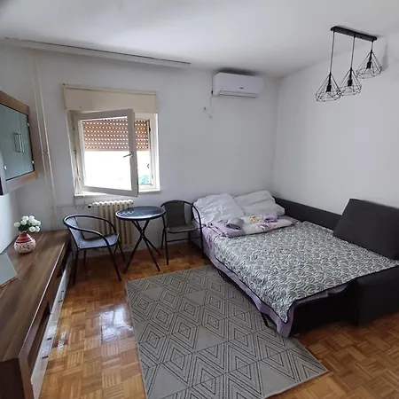 Sobe Aurora Nehruova 82 Apartament